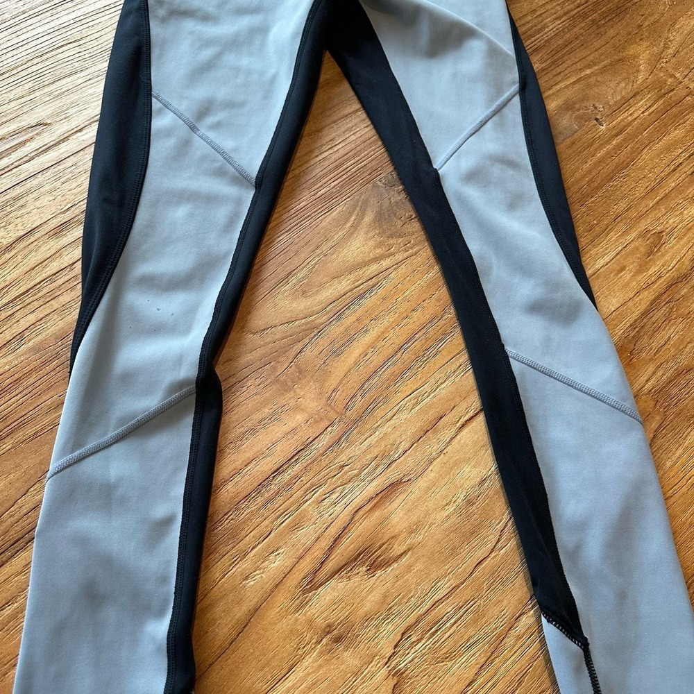 Athleta Women’s Black Grey‎ Stretch Ankle Zip Leggings Workout Gym - Picture 4 of 11